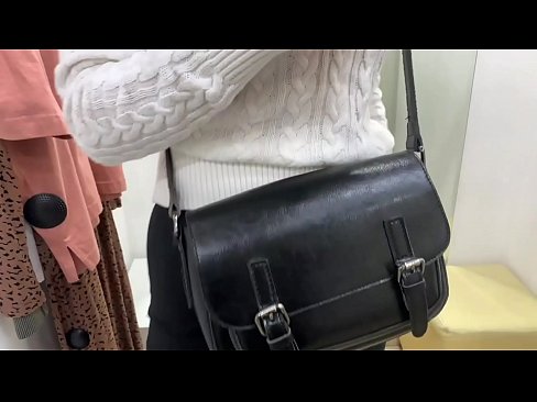 ❤️ Masturbação pública da jovem cadela FeralBerry com um dildo no provador ️ Porno em pt-br.sexonfire.ru ️❤